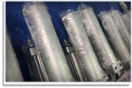 氣液增壓缸儲(chǔ)油筒特寫(xiě)